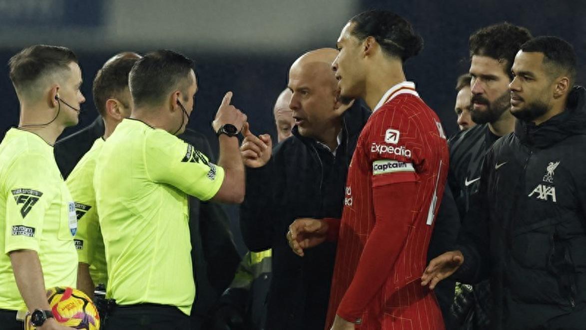 利物浦主力中场停赛，助教未如愿重回首发阵容的简单介绍