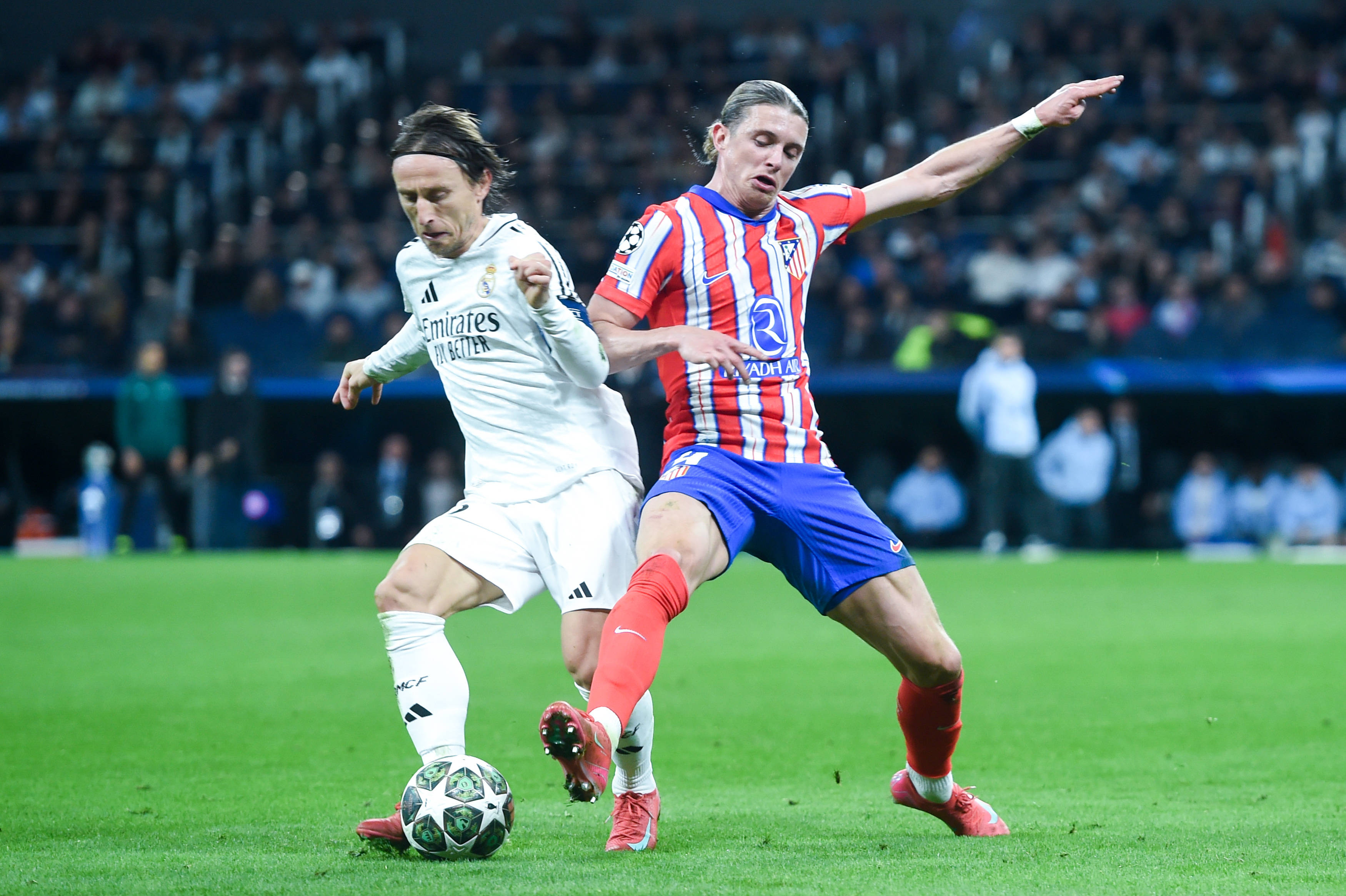 欧冠球队上演悬念之争,胜者晋级半决赛的简单介绍 欧冠球队上演悬念之争,胜者晋级半决赛的简单介绍