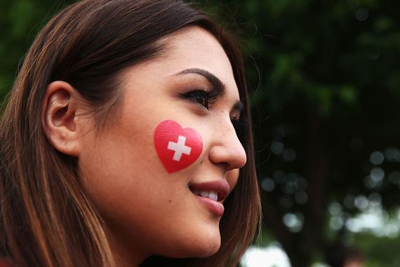 关于瑞士较量波兰险胜，暂时领跑的信息