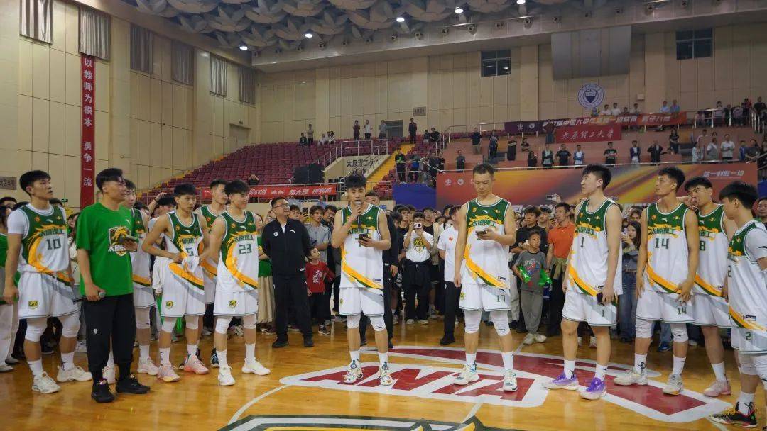 甘冈主场击败兰斯，取得主场三分