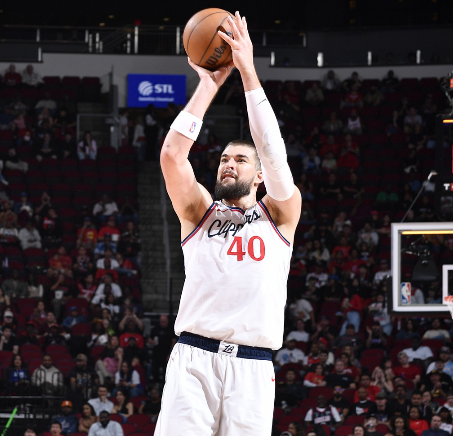 快船击败尼克斯迎来五连胜