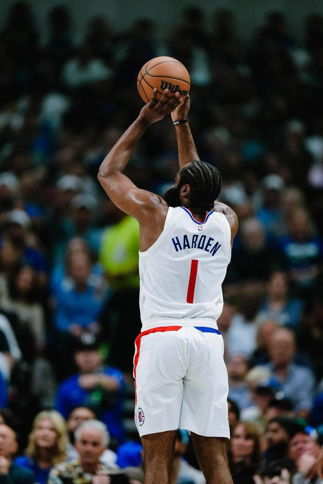 勇士逆转快船，终结连胜