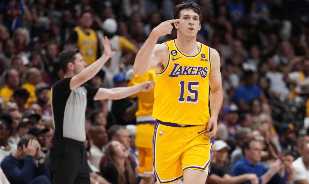 湖人不敌马刺近期表现不佳 湖人不敌马刺近期表现不佳