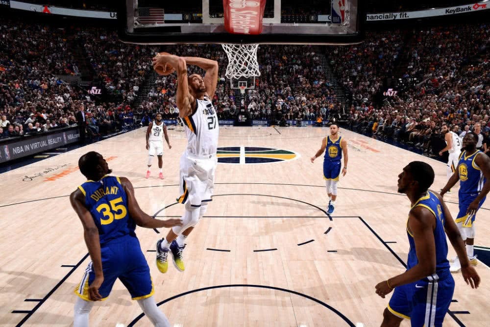 关于焦点大战:比分分析上演巅峰碰撞的信息 关于焦点大战:比分分析上演巅峰碰撞的信息