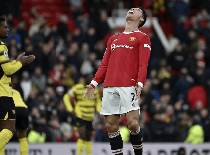 开云下载-曼联横扫曼城，楚阿梅尼扛起全队