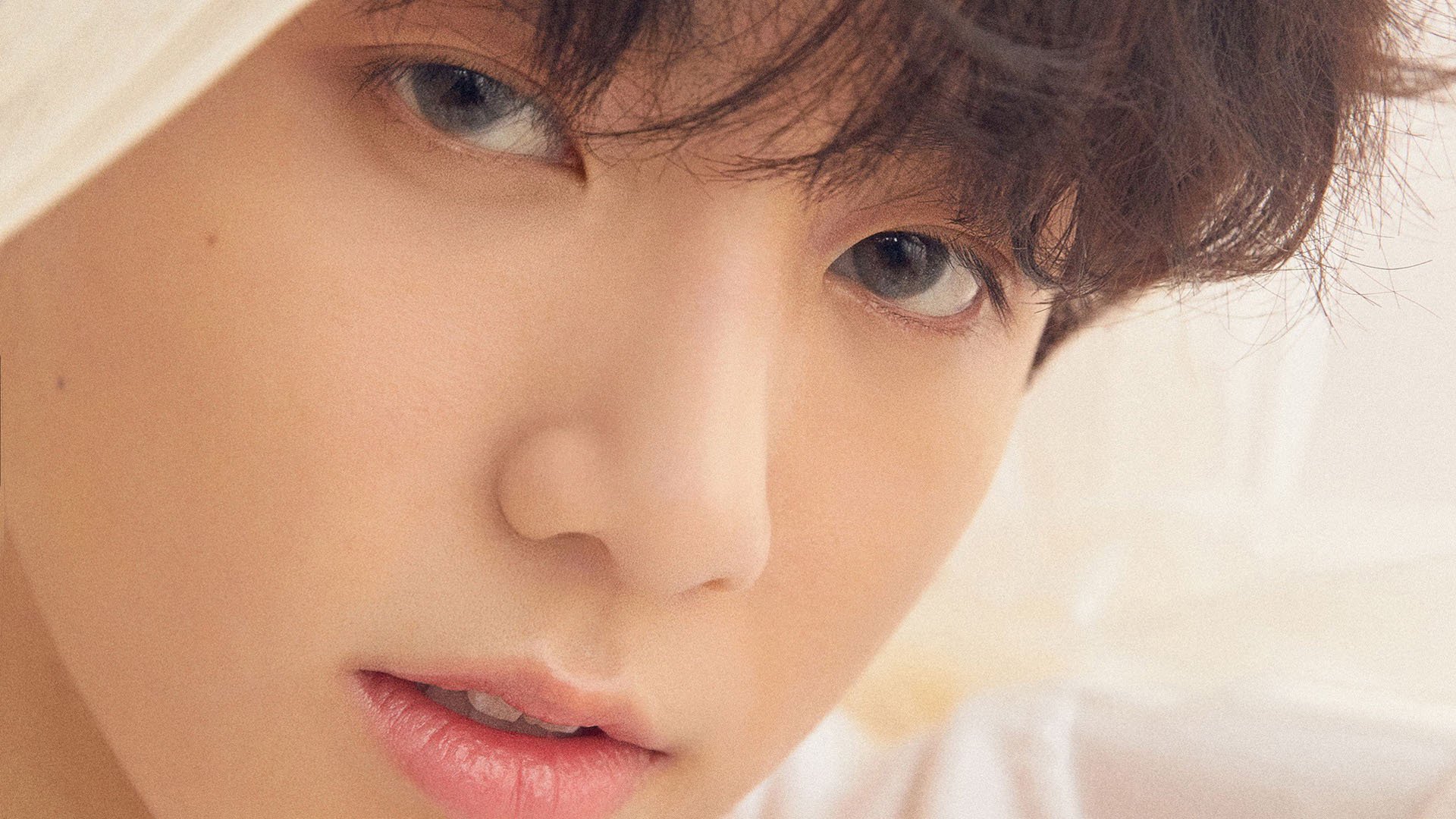 双星闪耀夜，F1揭幕战激荡速度与激情，福登评分拉满诠释绿茵传奇