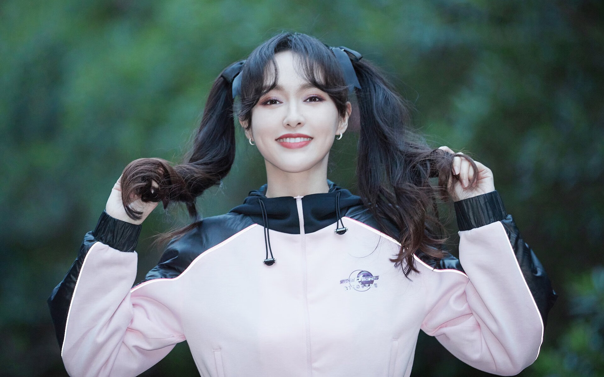 开云下载-多特蒙德的牙买加闪电与巴斯托尼的登基之战，当转会市场引爆世界排名争夺